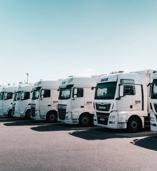jacob-uffenheim-bauzentrum-transporte-und-logistik
